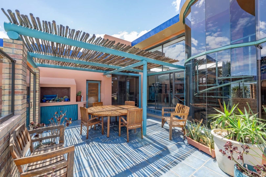 4 Bedroom Property for Sale in Gordons Bay Western Cape